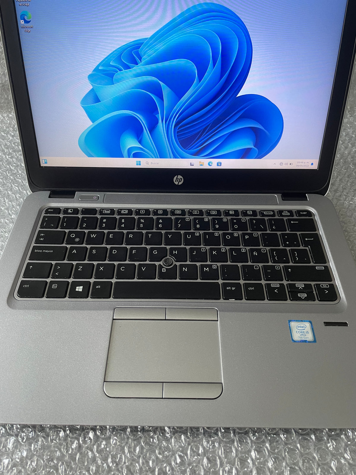 HP EliteBook 820 G4 Core i5-7300U RAM 8GB M.2 256GB Win11 Pro Pantalla 12.5" HD